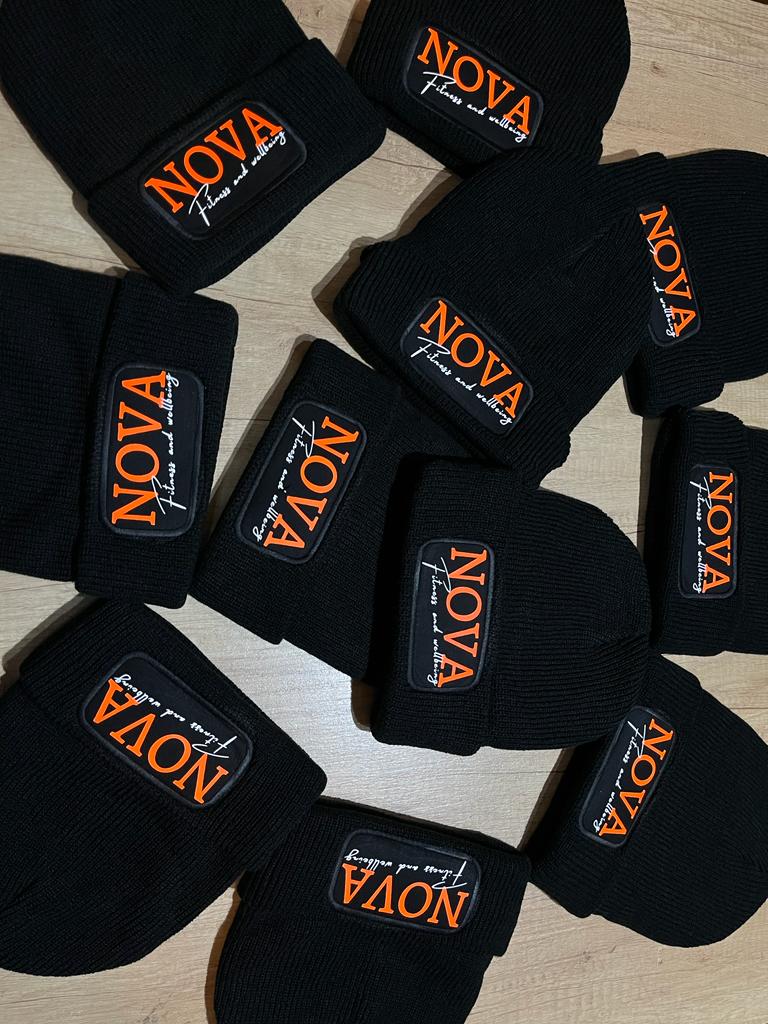 Beanie hat with logo